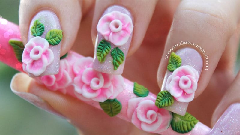 3D дизайн ногтей с розами