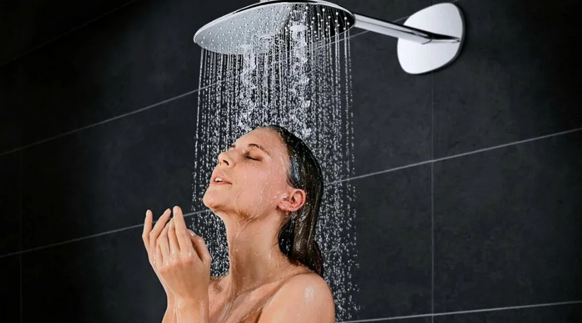Как часто принимать душ