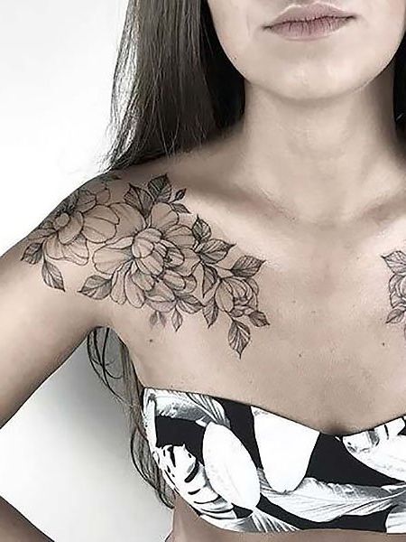 Топ-50 лучших татуировок на груди для женщин