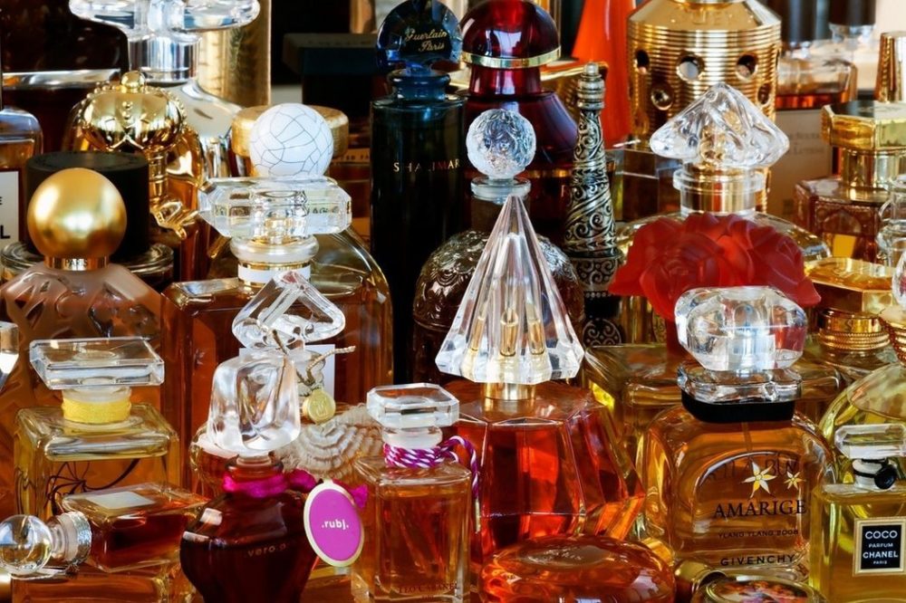 Как выгодно и правильно покупать парфюмерию оптом?